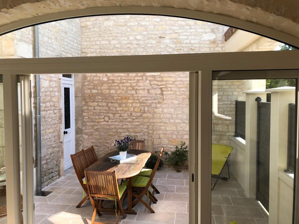 Logis Du Faubourg Petite Maison De Charme, Tranquille, Calme Et Lumineuse Val-de-Mercy Екстер'єр фото